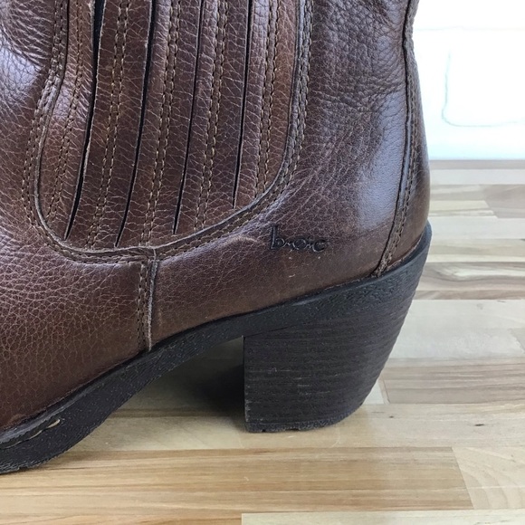 B.O.C. Distressed leather ankle heeled boots brown chunky booties southwestern 9 - Picture 8 of 16